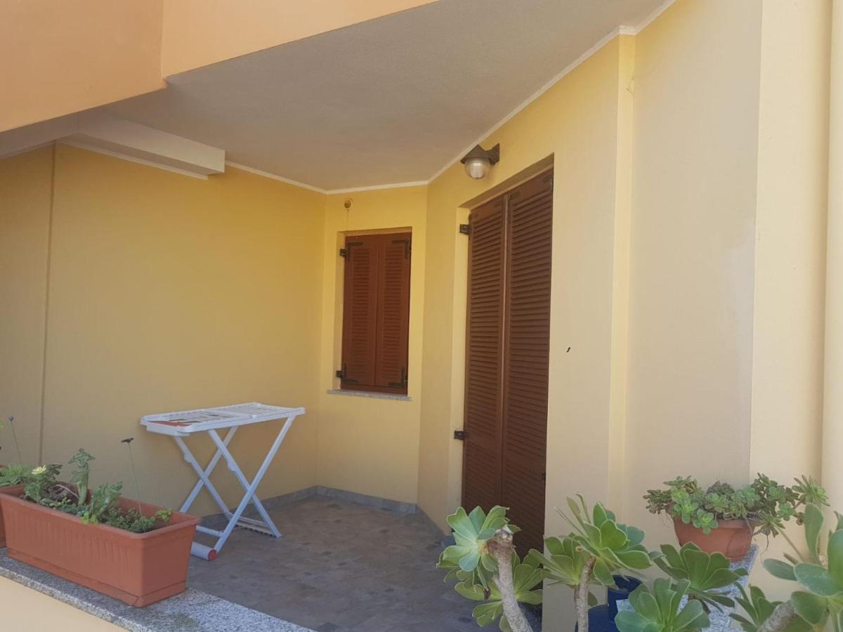 Apartamento Alma House Porto Torres Exterior foto
