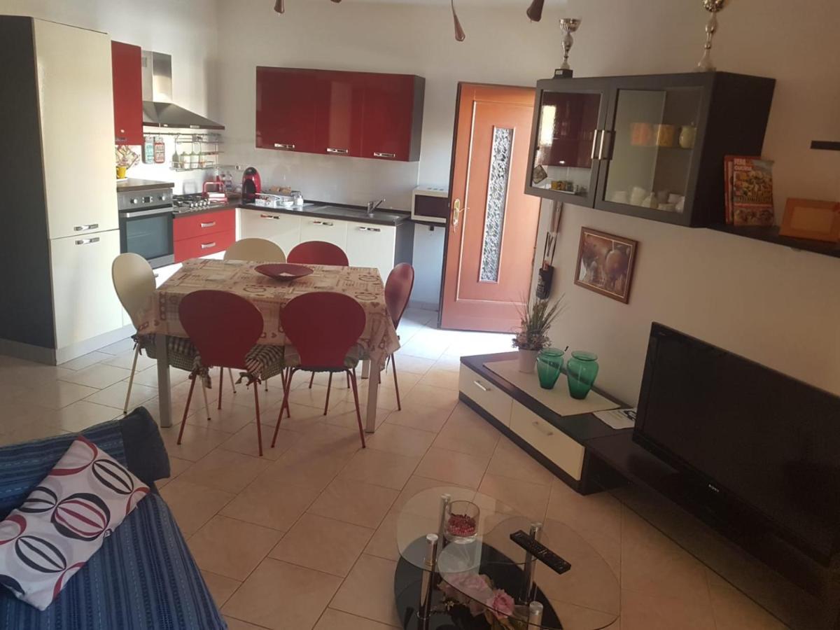 Apartamento Alma House Porto Torres Exterior foto