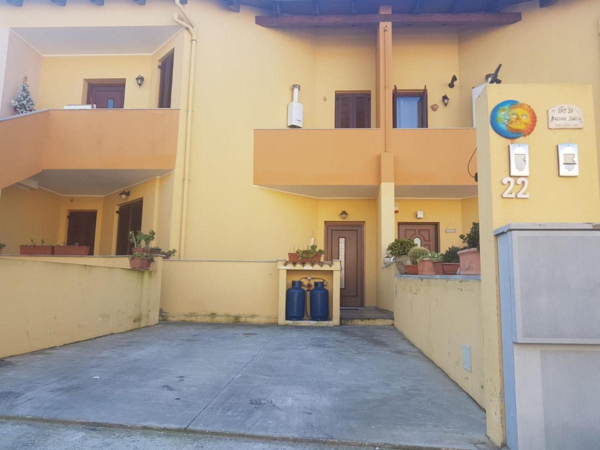 Apartamento Alma House Porto Torres Exterior foto
