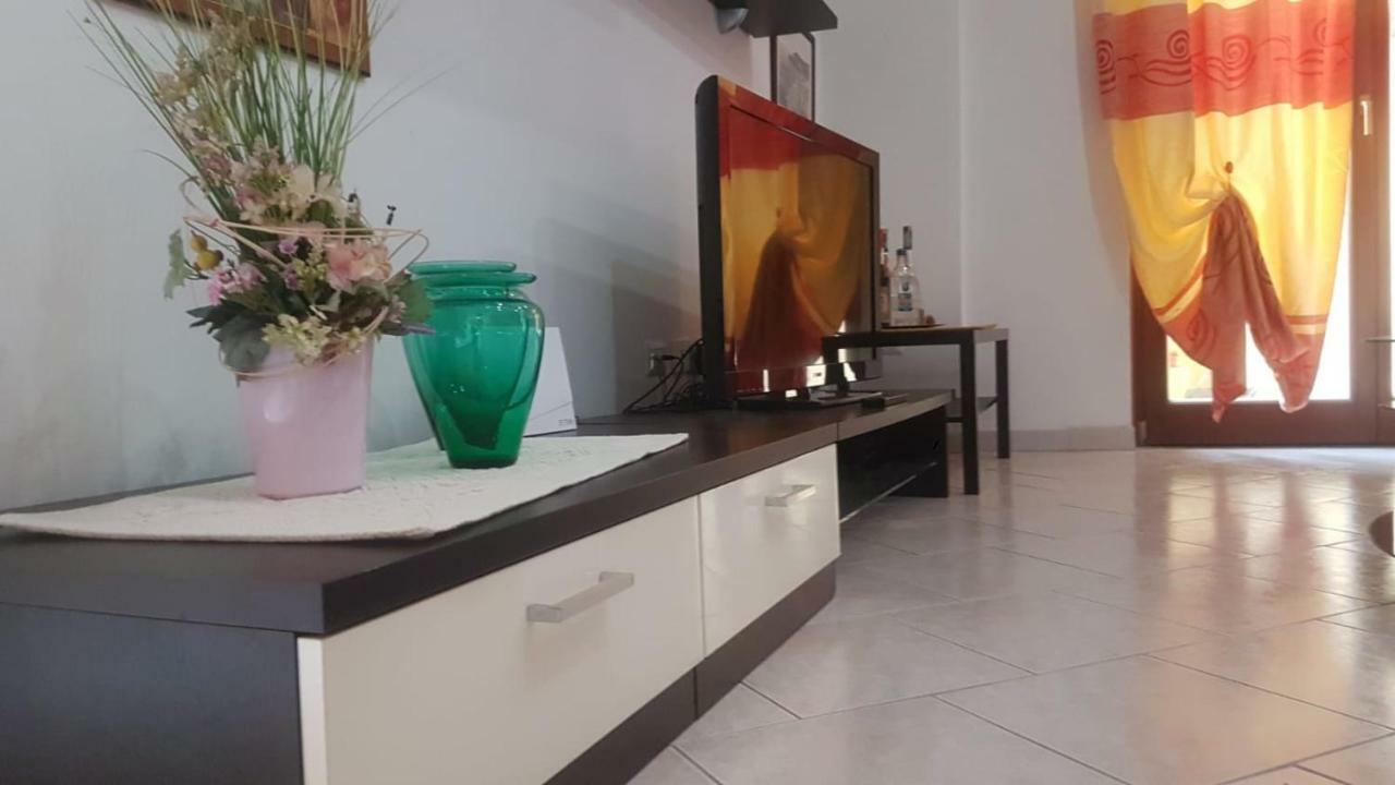 Apartamento Alma House Porto Torres Exterior foto