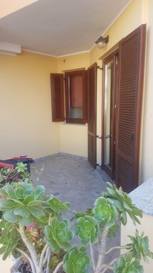 Apartamento Alma House Porto Torres Exterior foto